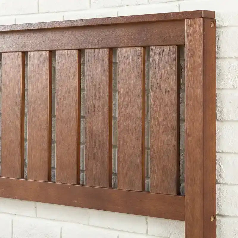 Letto a piattaforma in legno anticato Espresso con testiera