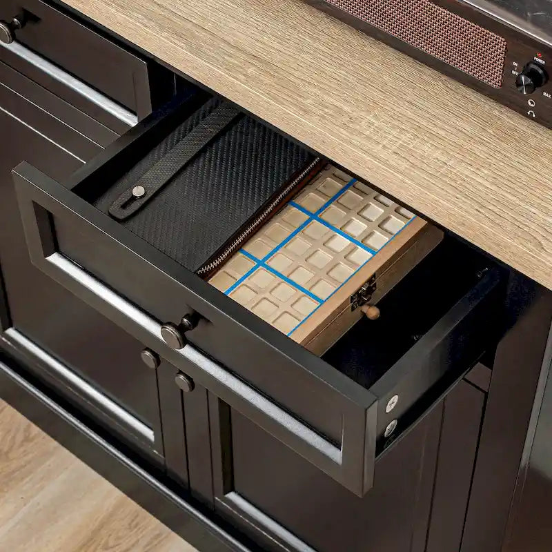 Credenza a buffet con ante e ripiani regolabili