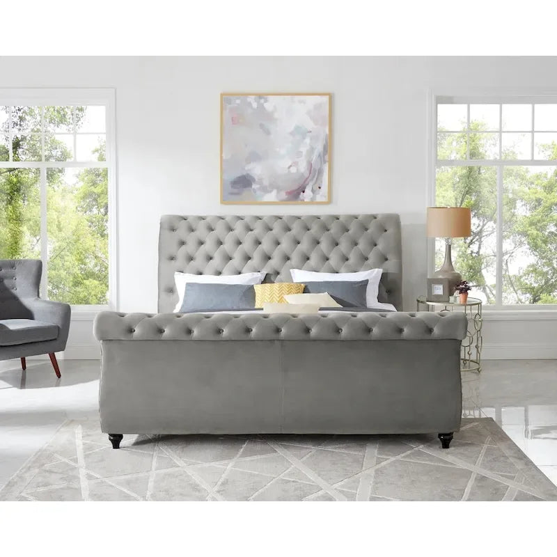 Letto a slitta rivestito in velluto Evora Grey