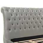 Letto a slitta rivestito in velluto Evora Grey