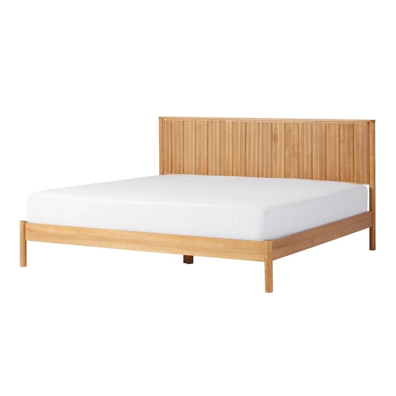 Letto King size in legno massello in stile Transizionale con testiera a pannelli