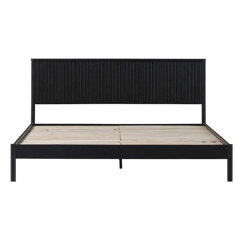 Letto King size in legno massello in stile Transizionale con testiera a pannelli
